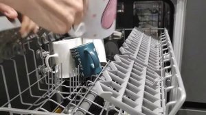 Как загрузить посудомоечную машинку. Сколько поместится в 45 модель.