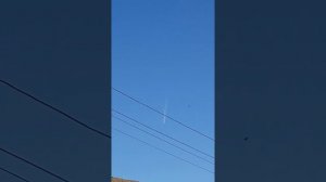Инверсионный след от самолёта