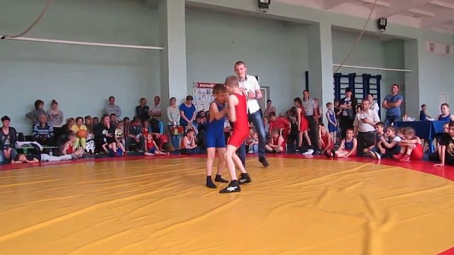 Вольная борьба г.Токмак Запорожская обл. клуб "Чемпион" https://ok.ru/klubborbyc смотреть онлайн