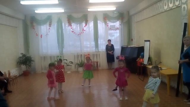 Танец "Пчелки" смотреть онлайн