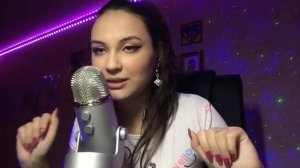 АСМР МАКИЯЖ СЛЮНКОЙ ? *мокрые пальчики, звуки рта* ASMR SPIT PAINTING