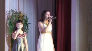 "Сказки милые" в исполнении группы Киви  (муз. и сл. Алексея  Кузнецова )