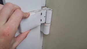 Как самому открыть входную пластиковую дверь, отрегулировать, если она просела и не открывается?