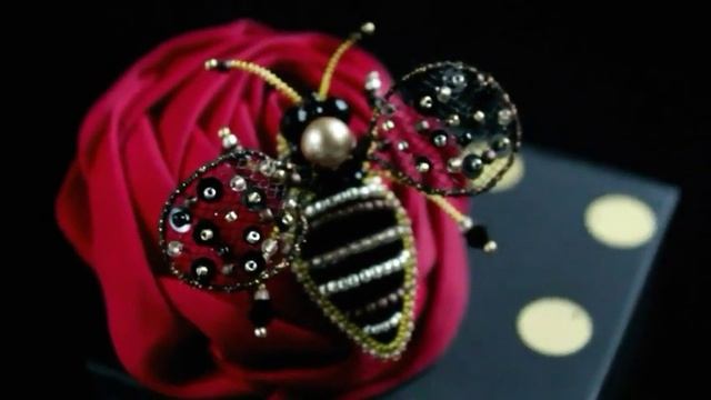 Брошь ПЧЕЛКА. Brooch BEE смотреть онлайн