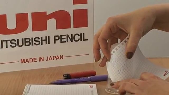 Ручки гелевые uni-ball Fanthom смотреть онлайн