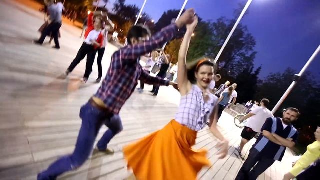 Мастер Класс Танцев от Школы танцев JIVING ROCKETS смотреть онлайн