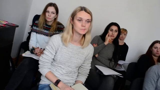 Как должен выглядеть мастер студии красоты? смотреть онлайн