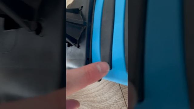 Как снять родительскую ручку с самоката "божья коровка"? смотреть онлайн