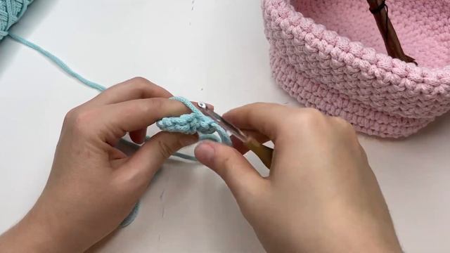 Уютная корзина с отворотом из шнура ??Cozy basket with a lapel made of cord смотреть онлайн