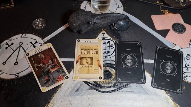 ЧТО ОН ЧУВСТВУЕТ К ТЕБЕ СЕЙЧАС? смотреть онлайн