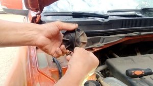 Замена лампы ближнего света фар. Лифан Х70.