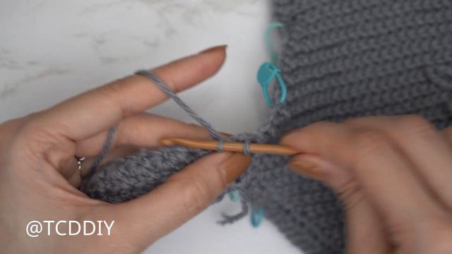 How to Crochet: Modern Ruffle Crop Top | Pattern & Tutorial DIY смотреть онлайн