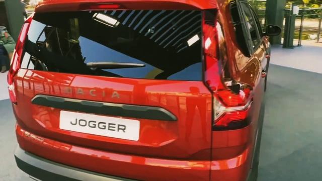 Renault представила Dacia Jogger — семиместный универсал замена Lada Largus смотреть онлайн