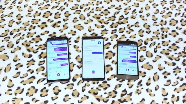 Две АЛИСЫ разговаривают с МАРУСЕЙ | Голосовой помощник от Яндекс против Mail.ru