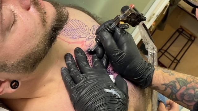 Eagle & Snake Traditional Tattooing смотреть онлайн