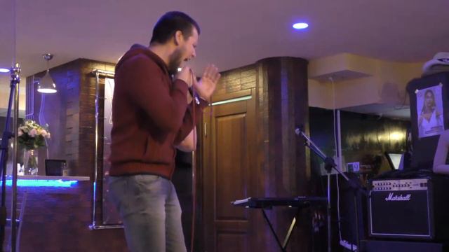 4. Лепс и Лорак Зеркала Karaoke Cover (Кавер Паб Ё-бург, 23/11/2017) смотреть онлайн