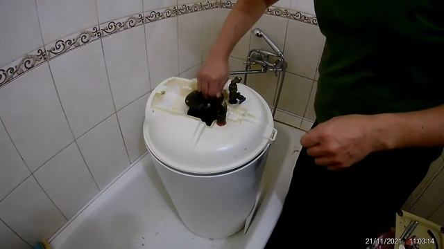 Прощание с бойлером :) Что внутри спустя 4 года после профилактики? смотреть онлайн