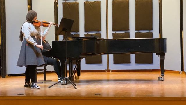 W. A. Mozart: Antretter Serenade K. 185 - Andante (Petit Concerto) | Charlotte Irmelin Piotrowski смотреть онлайн