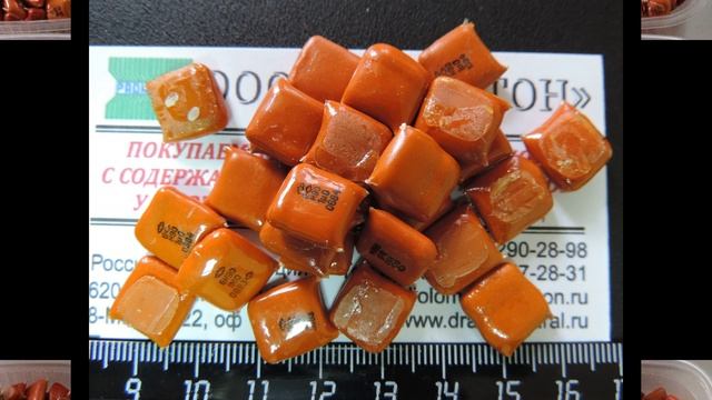 Конденсаторы КМ зеленые и красные | Скупка смотреть онлайн