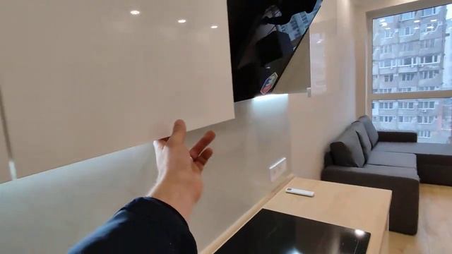 Кухня акриловая без ручек ручка гола смотреть онлайн