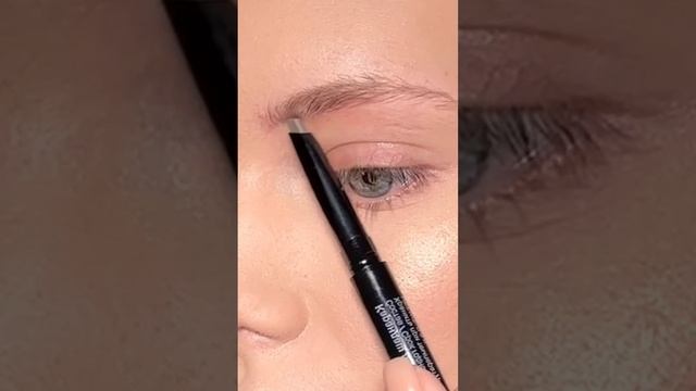 БЮДЖЕТНЫЙ КАРАНДАШ ДЛЯ БРОВЕЙ #бюджетнаякосметика #фавориты_косметики #wildberries смотреть онлайн