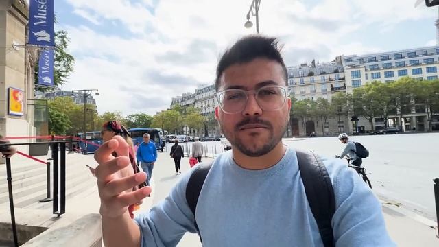 STRANGE FIRST IMPRESSION TRAVELLING TO PARIS, FRANCE смотреть онлайн