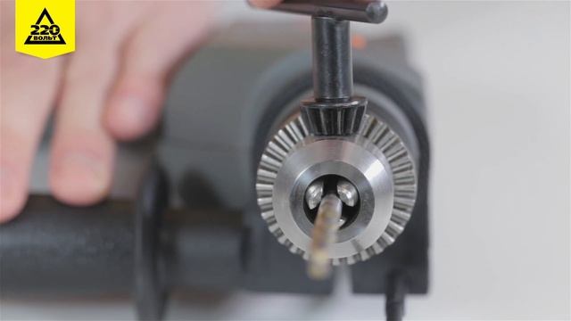 Дрель ударная ЭНЕРГОМАШ ДУ 21540 смотреть онлайн