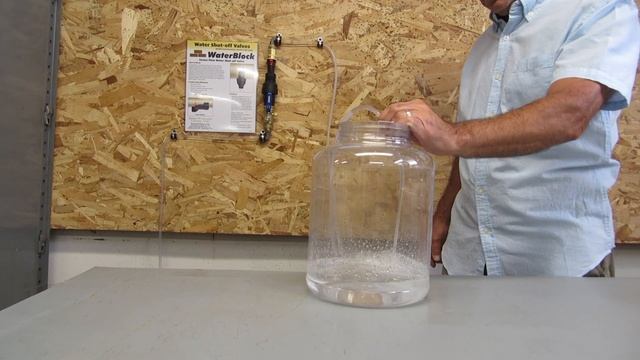 Waterblock Demonstration смотреть онлайн