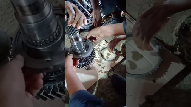 Tata Prima gearbox fitting time смотреть онлайн