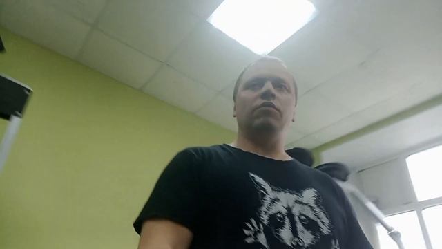 Тренировка; жим лёжа и гантелей под наклоном. смотреть онлайн