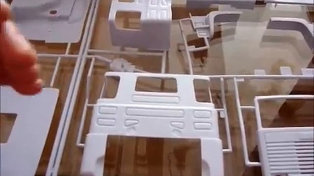 SCANIA LB 141 Heller смотреть онлайн