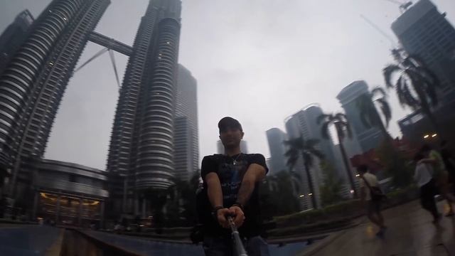 Spinning at Kuala Lumpur, Penang and Langkawi смотреть онлайн