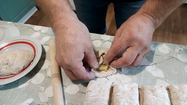 Вкусные пирожки! Самый быстрый рецепт в мире! Что лучше- карась или кефаль? Харьков 12 ноября 2023 смотреть онлайн