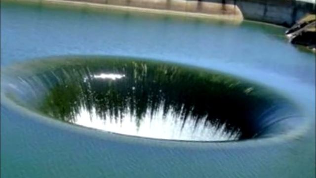 ЭТИ ДАННЫЕ 9 ЛЕТ СОБИРАЛИ! самые большие водовороты в океанах за всю историю смотреть онлайн