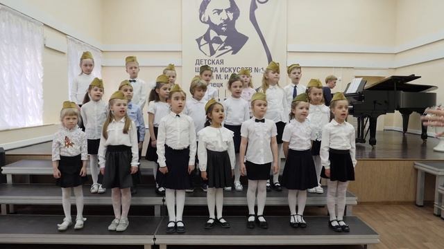 Поздравление с Днем Победы! от отделения РЭР "ДШИ №1 им. М.И. Глинки" г. Липецк смотреть онлайн