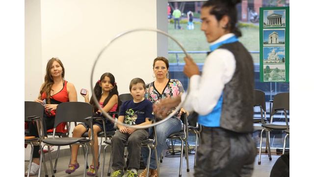 Cumpleaños Biblioteca Pública y Parque Cultural Débora Arango смотреть онлайн