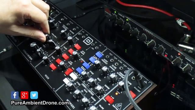 Behringer Model D Sounds смотреть онлайн