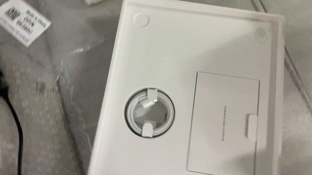 Unboxing Macbook air Chip M1 Amazing смотреть онлайн