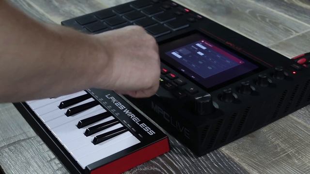 MPC Lounge: Pairing Bluetooth MIDI Keyboards смотреть онлайн