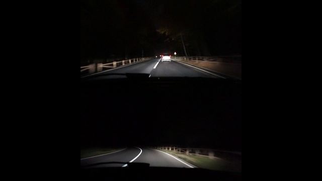 Philips Racing Vision vs M-Tech Powertec SuperWhite смотреть онлайн