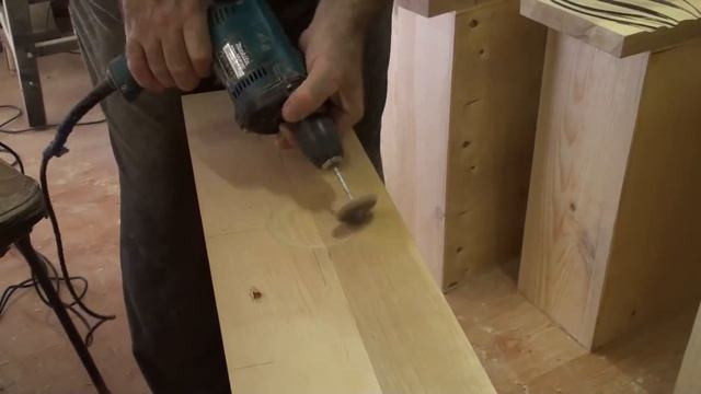 Выдвижные шкафы, резьба болгаркой, мебель из дерева, мебель в плотню продолжение смотреть онлайн