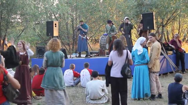 Ансамбль средневековой музыки Gilead в Омске смотреть онлайн