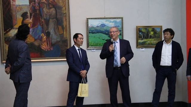 Суретші Серікжан Ысқақбек жеке көрме 2017жыл, Астана оқушылар сарайы. смотреть онлайн