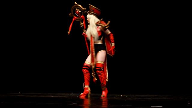 WoW / HotS High Inquisitor Whitemane Cosplay at Toguchi 2019 смотреть онлайн