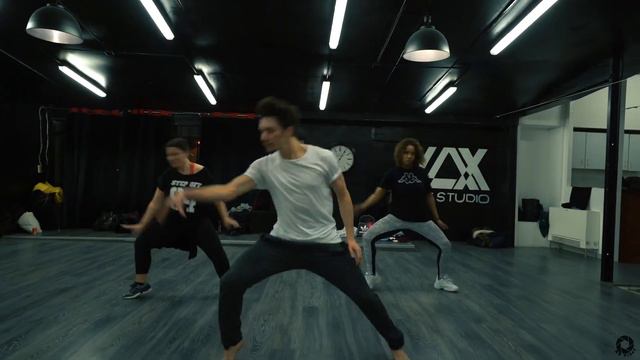 VERA BLUE - LADY POWERS - Choreography By Delphine Lemaitre - Filmed by @BrunoBovy смотреть онлайн