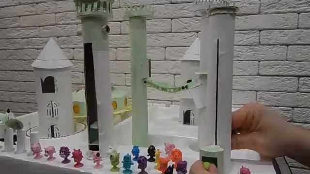 Космическая станция своими руками Монстры игрушки Летят на Марс смотреть онлайн