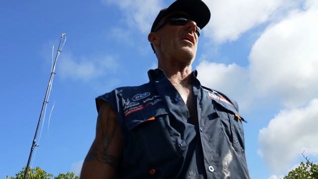 🔥 EPISODE EXTRA — Fishing & Beach Cookup in the FOG (It was a very strange day)! смотреть онлайн