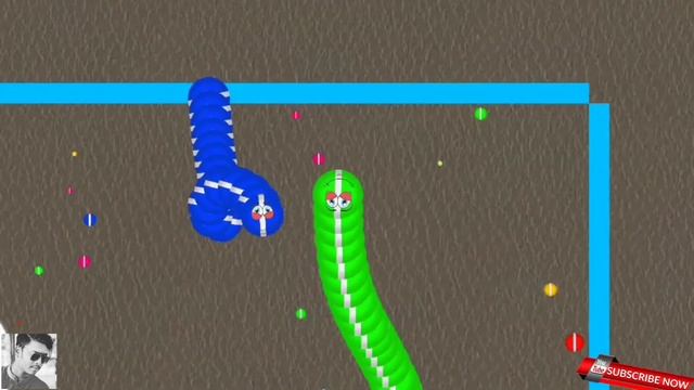 Funny Santa Worm Vs Giant Worm - Wormszone.io Best Gameplay 2021