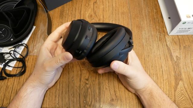 Sony WH1000MX3 Noise Cancelling Headphones Unboxing смотреть онлайн