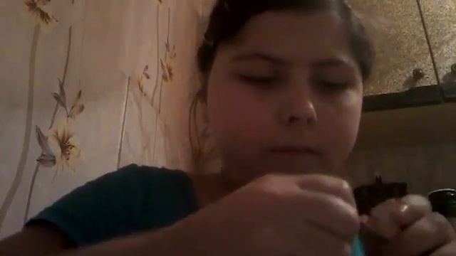 Открываю сыр плавленый ,,Мясное ассорти